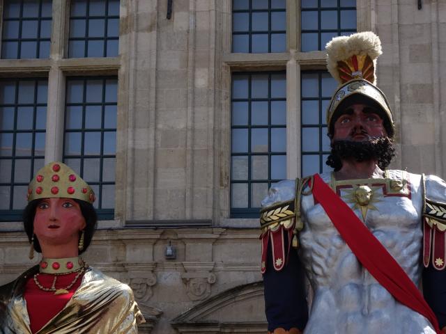 Cassel Géants Reuze Papa Reuze Maman